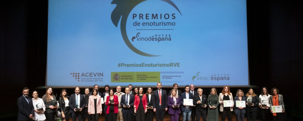 ACEVIN presents the awards of the VI Wine Tourism Awards ‘Wine Routes of Spain’.