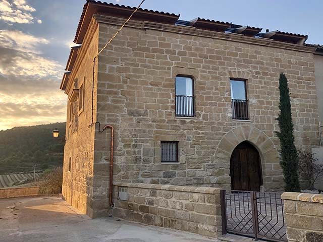 Casa Rural Medieval Boutique Palacio Counts of Cirac