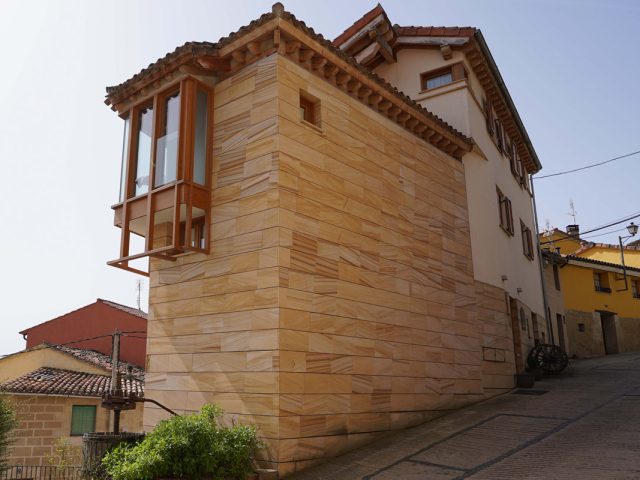 The Calaos of Briones