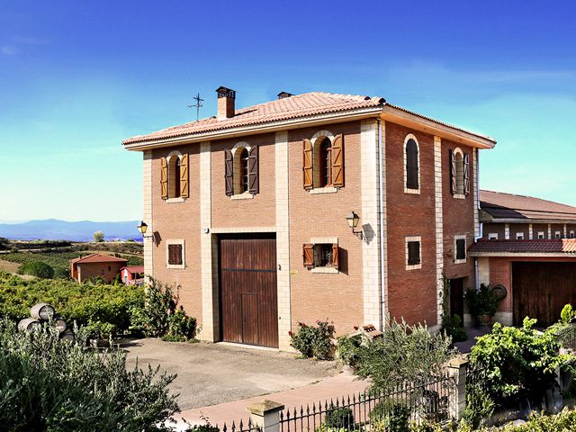 Abeica Wineries