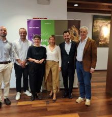 Políticas públicas para fomentar el turismo, a debate en una jornada celebrada en La Rioja Alta