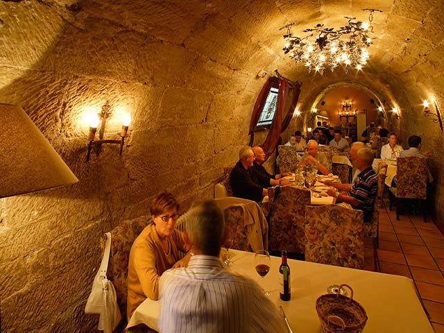 Los Calaos de Briones Restaurant